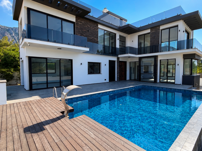 5-Zimmer Villa mit Meerblick in Zeytinlik zu verkaufen 1 IMG 6723