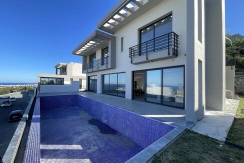 photo 2024 03 18 18 46 01 2