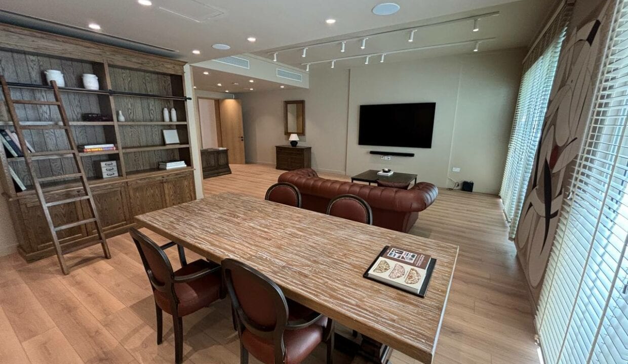 photo_2024-09-10_15-22-33