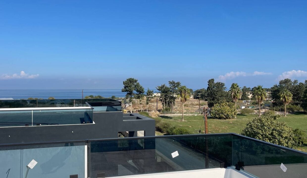 c6fcfafc-f984-4f4e-881c-85131f1f3b53