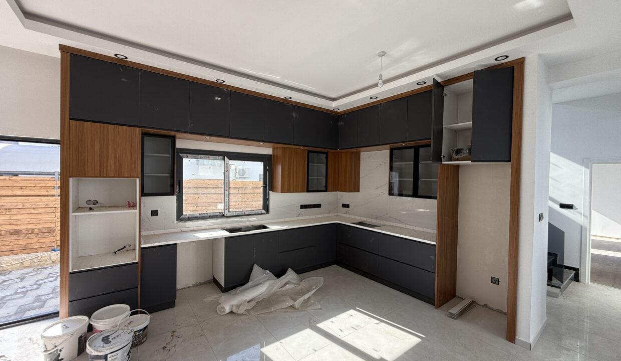 c9b81337-72e0-4d60-9c6b-d0007cf5d247