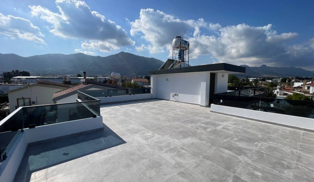 dcb97c31-f198-487b-af41-75644b0ff094