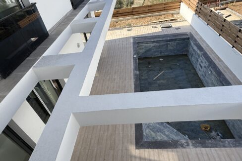 f4b5cea6-e264-4cda-88fd-e29eb0c4570b