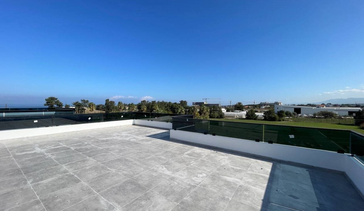 f575669b-0e4d-49ed-880c-3d7d8d1a220e