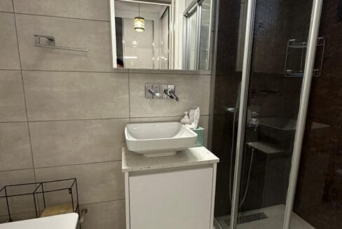 c7d07809-3b9d-42b5-adef-0dc7e753e422