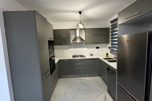 cb2f82ac-05b9-40ad-9c7d-16734cb1cf03