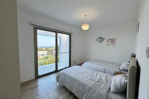 f8f133b7-8538-4e40-b06b-f44d93b060a7