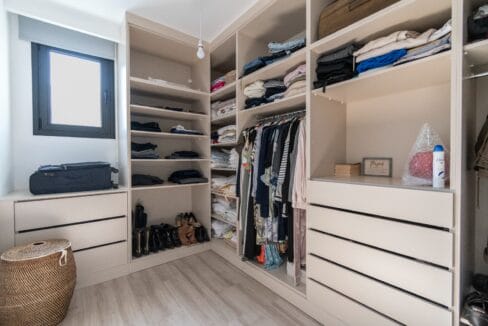 00cb4c67-b164-4bf3-a905-7cf795451d95