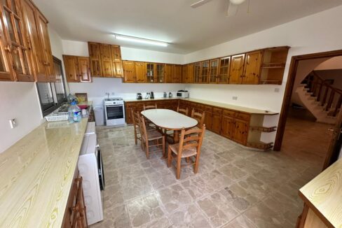 9521b748-ca0a-424f-a438-711c2c8e3dd6