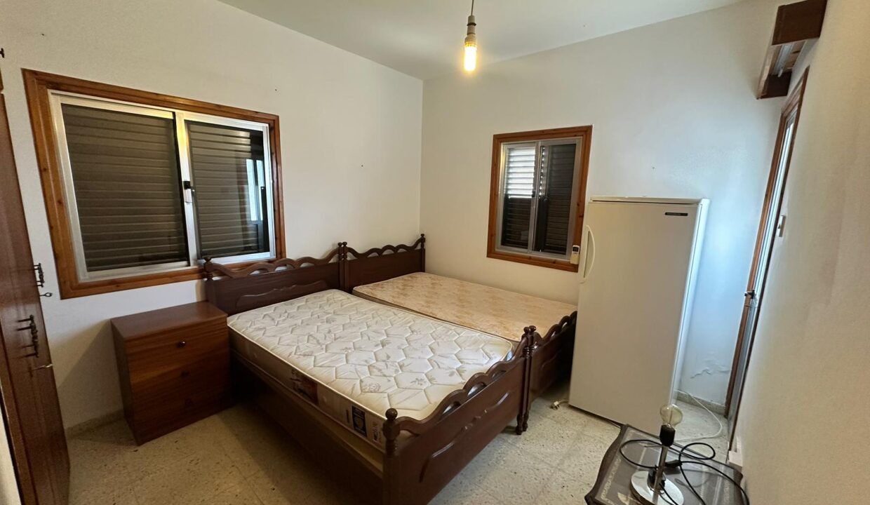 b614fe90-b2fa-40d6-b99a-add6567bc7ee