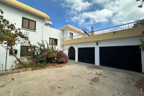 bdf45ad6-fab6-48c8-a18e-b1c2d4e1e20a