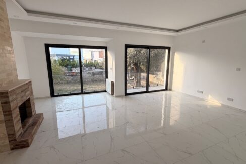 8f865450-dba2-4e74-bd7c-5343e48095b1