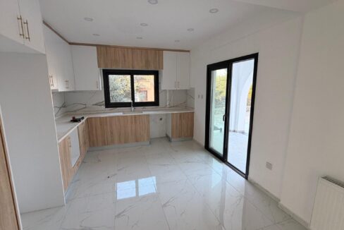 95ef86f0-3924-425d-a0a7-fef2a8339dbe