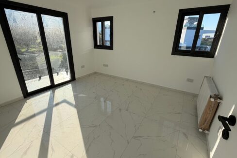 9ec70762-2430-4043-9be8-2e898e5c3f87