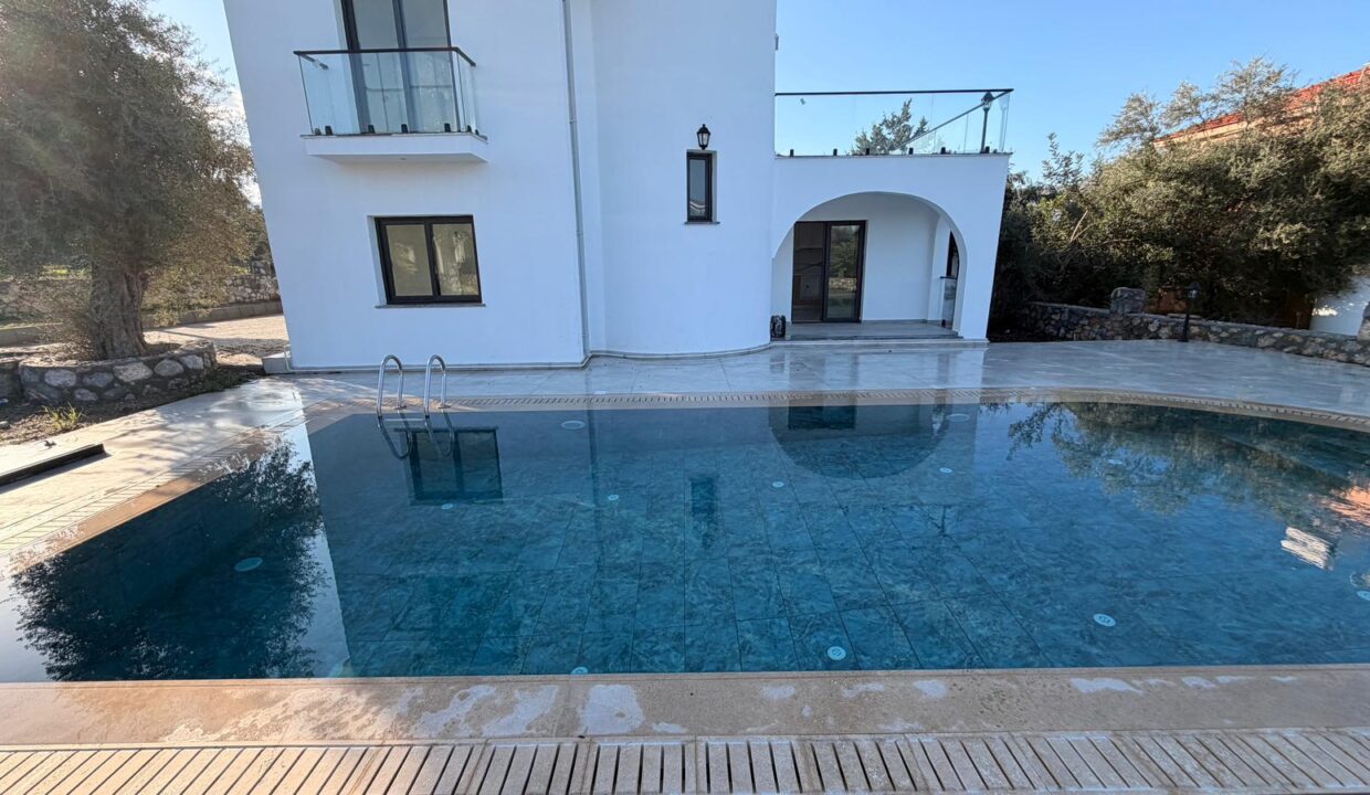 adcc4593-4cbe-4e4b-b343-ded9f6fb2978