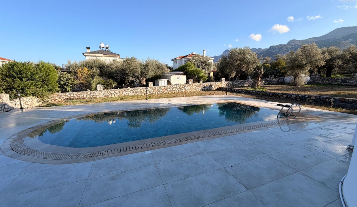 b4202487-6293-49e9-b19f-ee6ca5d9f69b