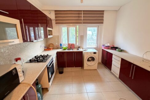 ea98e007-d768-46eb-8eca-cf7d138de749