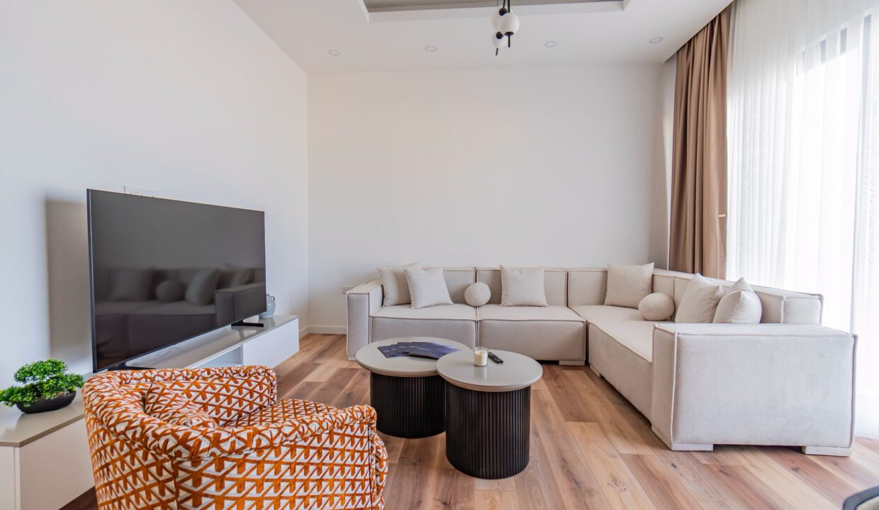 1c6a79f0-6915-48f4-87ce-043c7f7cbc0a