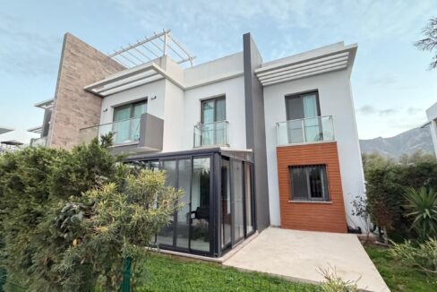 716cf78e-67fa-4a64-8851-4a38905d2911