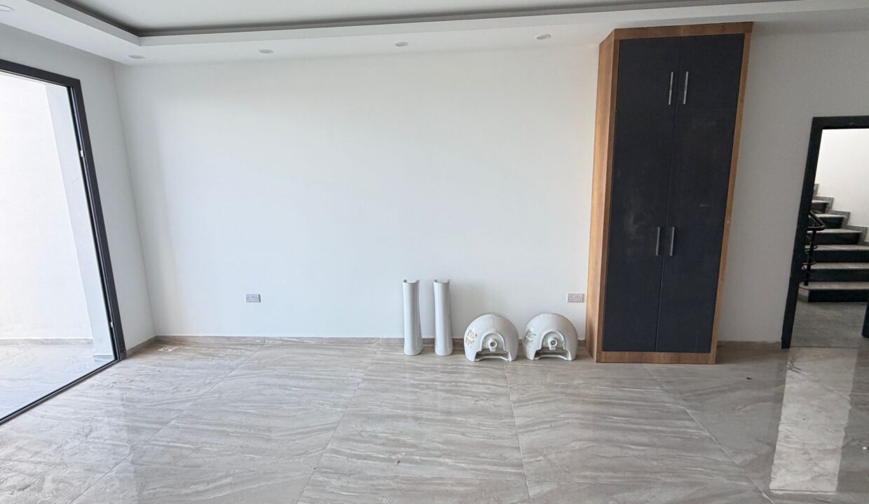 WhatsApp Image 2026-02-09 at 05.43.27 (6)