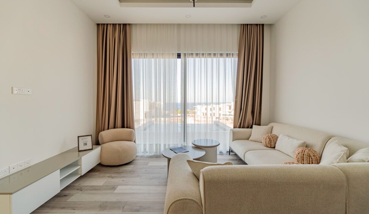 c1bacc9c-ecbb-4936-8547-889f3b2b5483