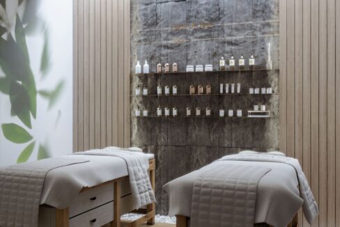 d9a1bfe9-50be-44f6-8676-d44c6b22c92d