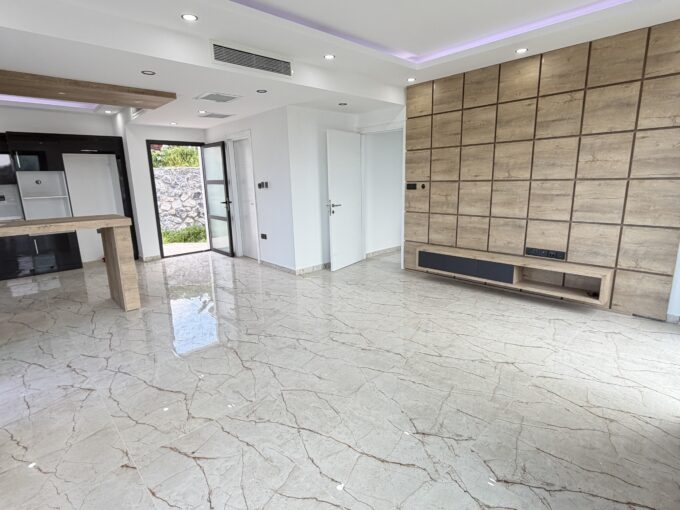 Exklusive 4-Zimmer Villa mit Meer und Bergblick in Alsancak zu verkaufen 1 IMG 2419 2