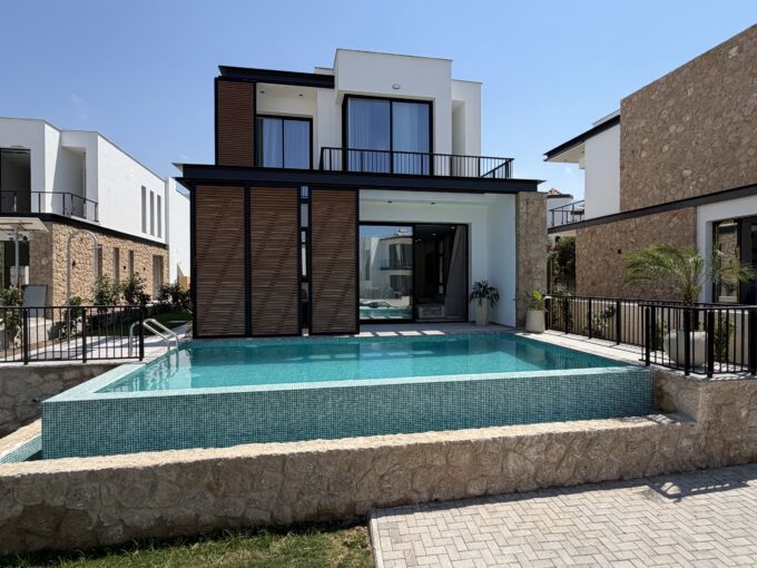 Luxusvilla 4+1 mit Privatem Pool in Ozanköy, Girne Zu Verkaufen 1 IMG 6735 1